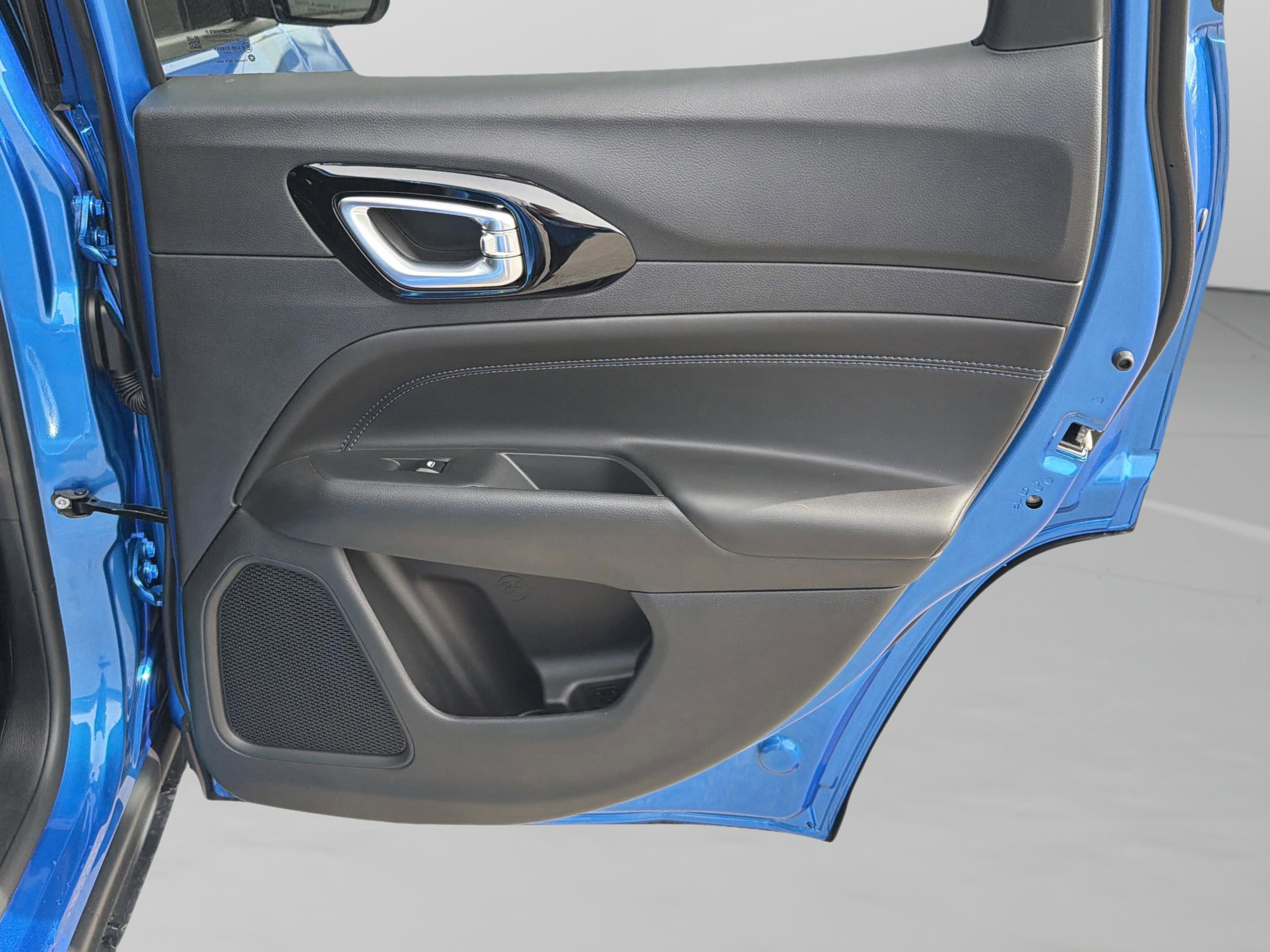 New 2026 Jeep Compass Latitude AWD/4WD image 26