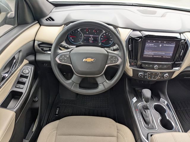 Used 2023 Chevrolet Traverse LT FWD image 18
