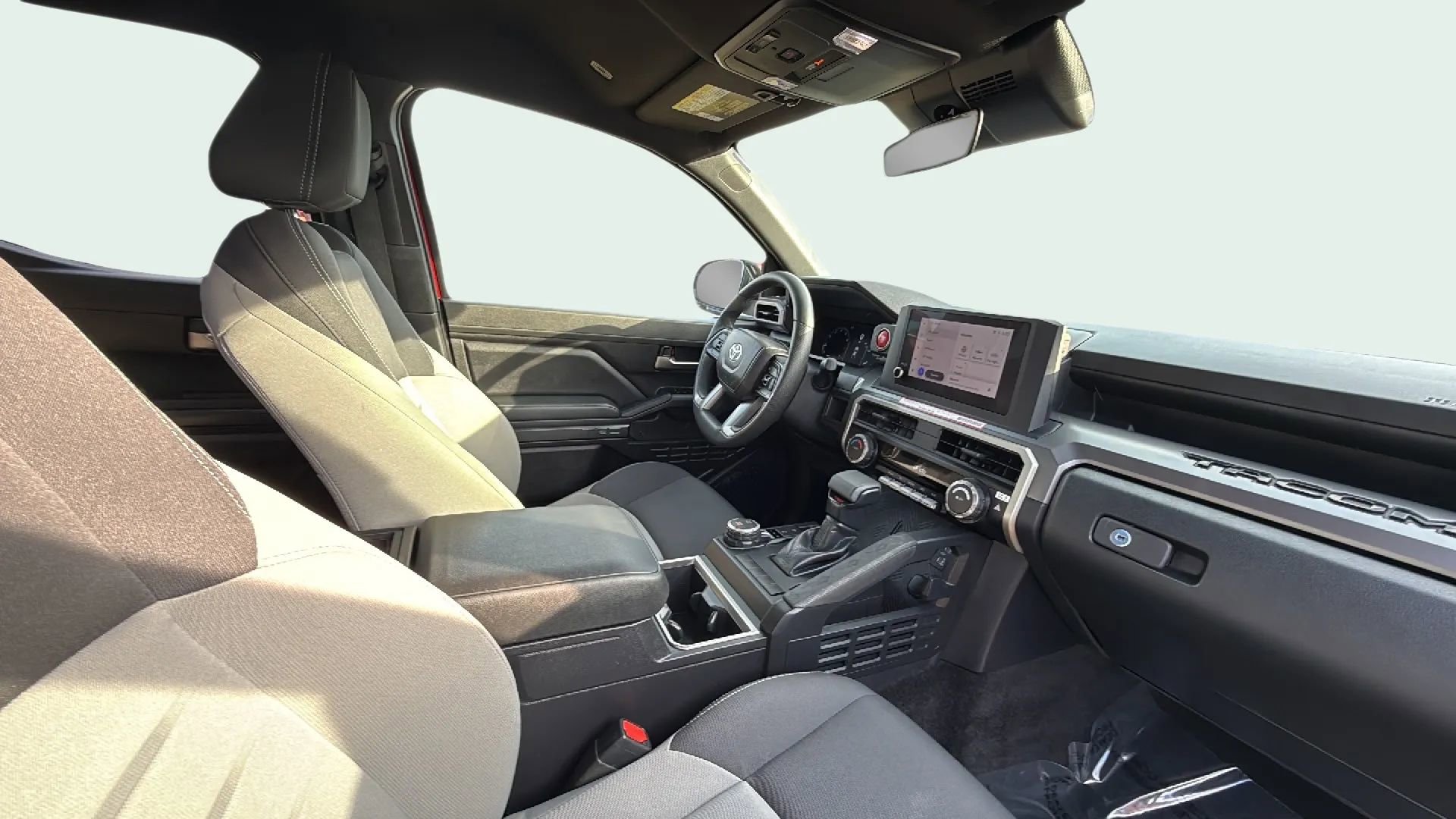 Used 2024 Toyota Tacoma SR5 image 9