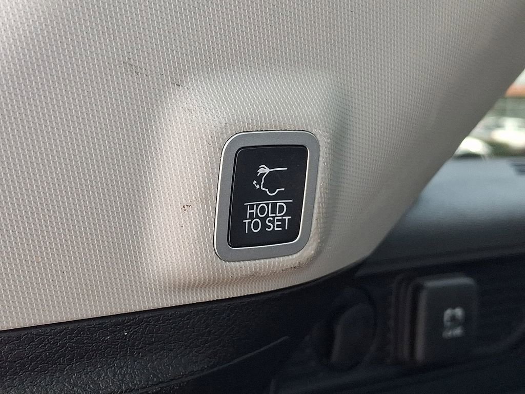 Used 2024 Jeep Grand Cherokee Limited 4xe image 31