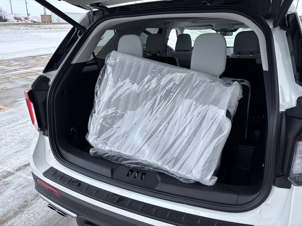 New 2025 Ford Explorer Platinum w/ Ultimate Package image 33