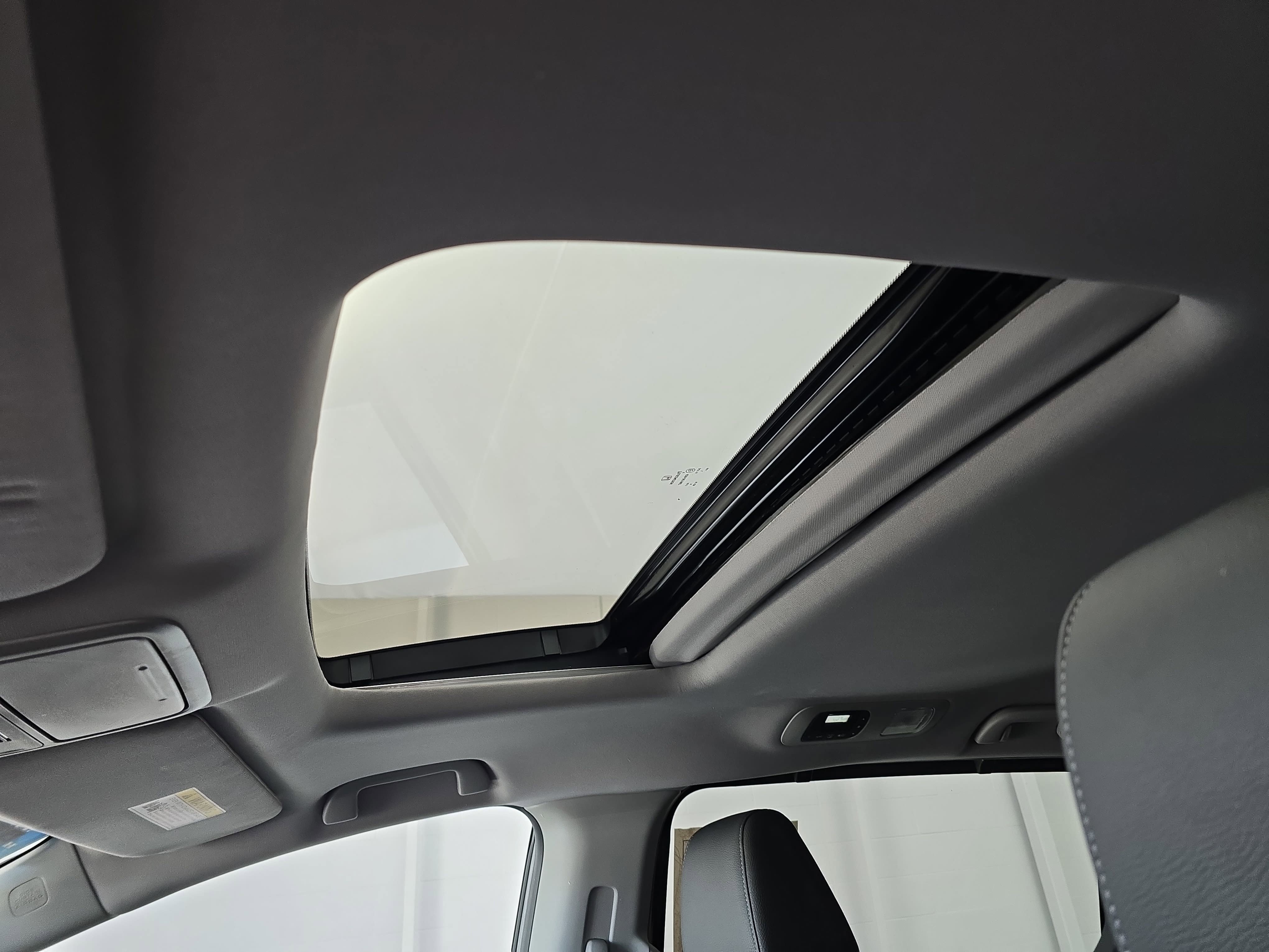 Used 2024 Honda Odyssey EX-L image 29