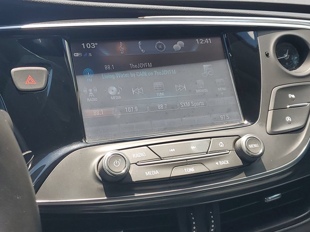 Used 2020 Buick Envision Essence w/ LPO, Interior Luxury Package FWD image 32