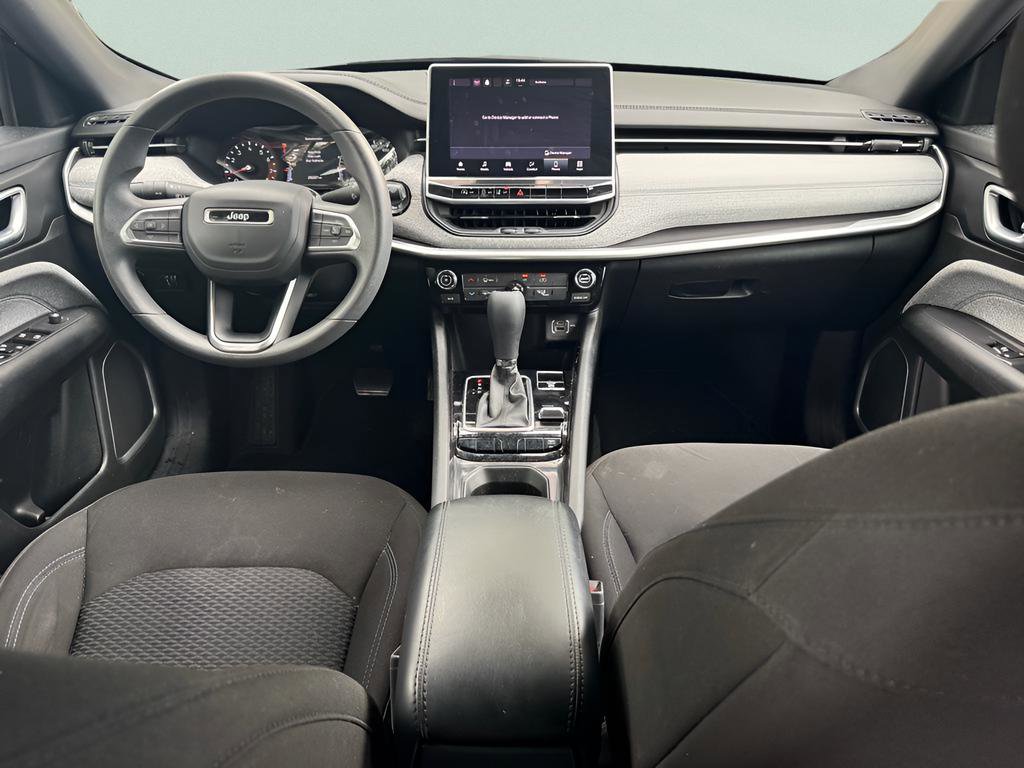 Used 2023 Jeep Compass Sport image 15