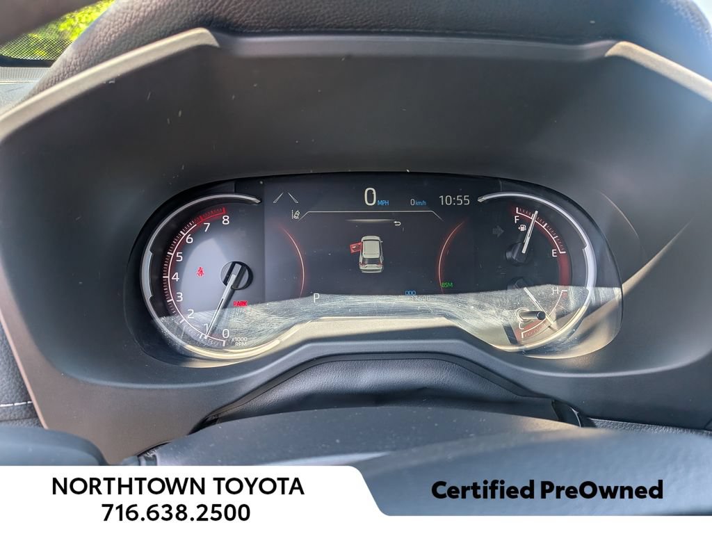 Used 2025 Toyota RAV4 XLE AWD/4WD image 9