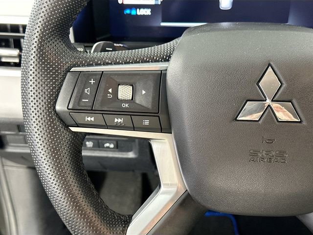 Used 2023 Mitsubishi Outlander SEL AWD/4WD image 21