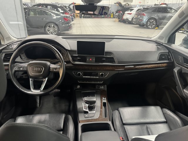 Used 2019 Audi Q5 2.0T Premium Plus w/ Premium Plus Package AWD/4WD image 13