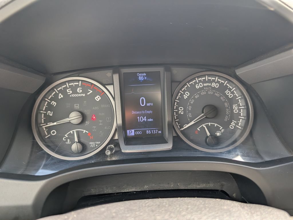 Used 2021 Toyota Tacoma TRD Sport RWD image 19