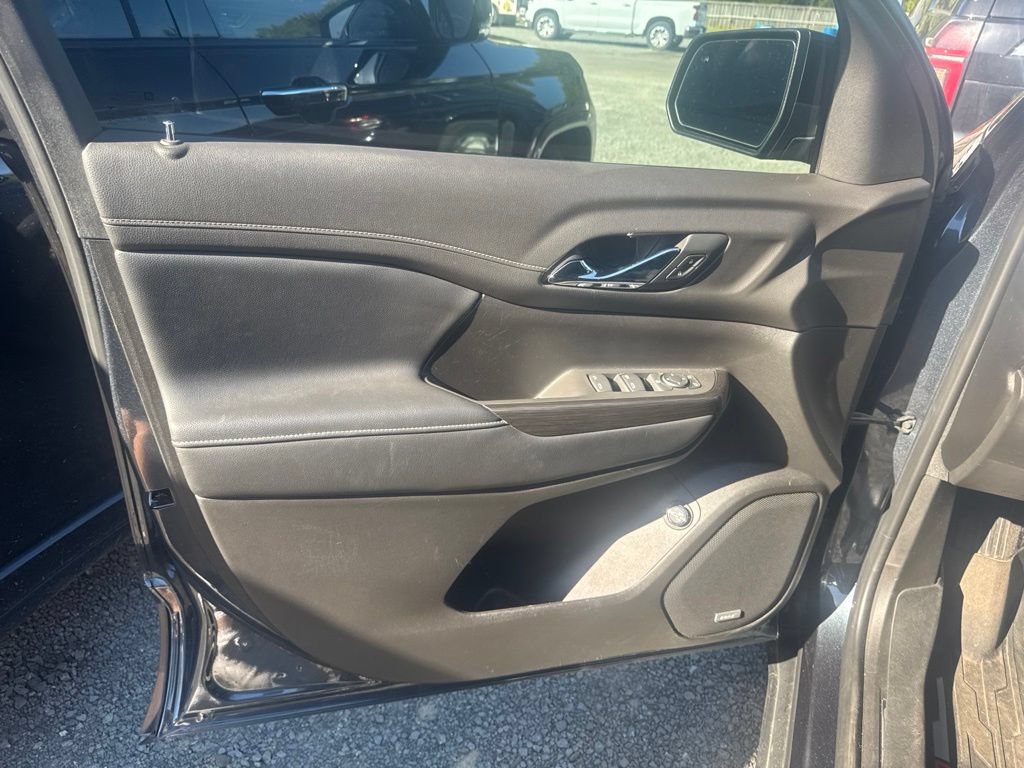 Used 2019 GMC Acadia SLT w/ Black Edition AWD/4WD image 25