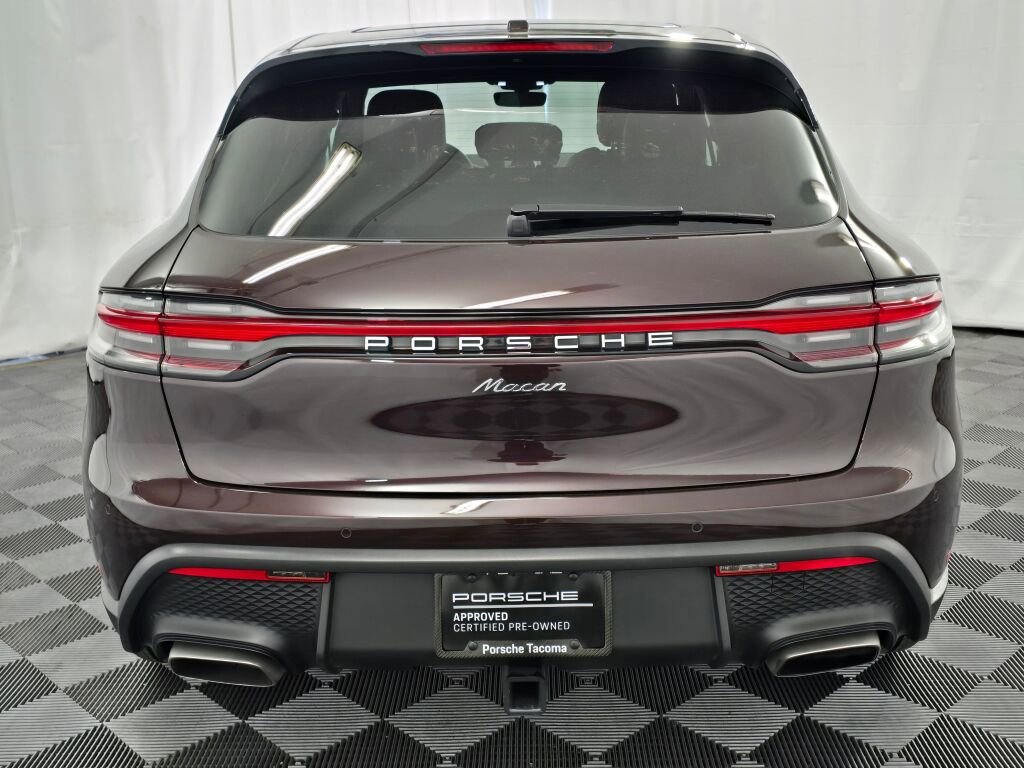 Certified 2025 Porsche Macan image 6