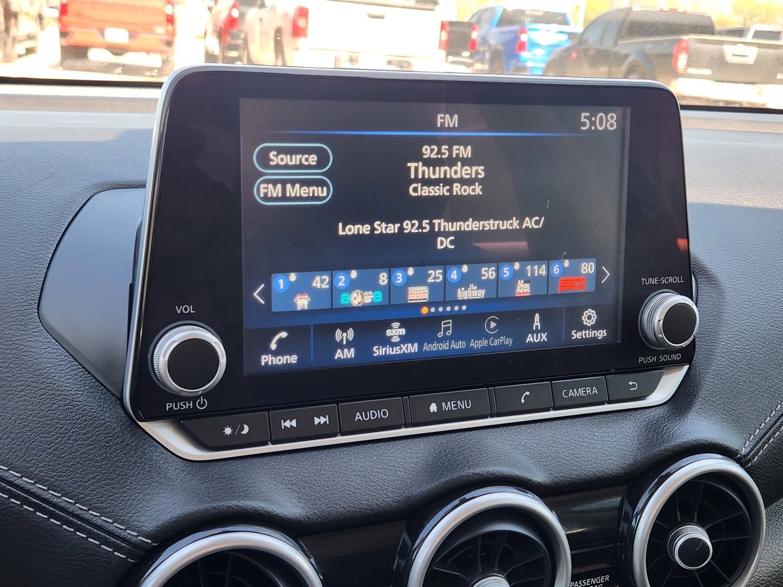 Used 2024 Nissan Sentra SV image 18