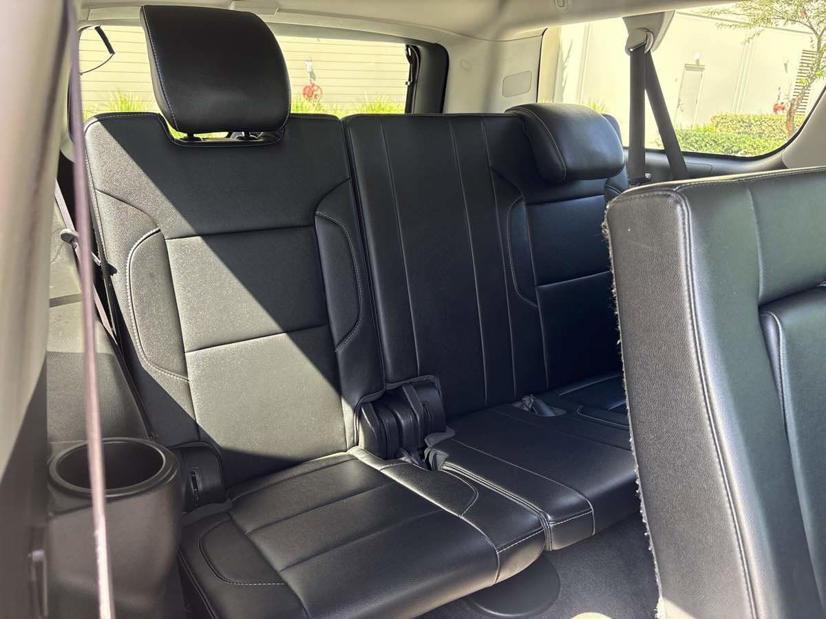 Used 2017 Chevrolet Suburban LT AWD/4WD image 19