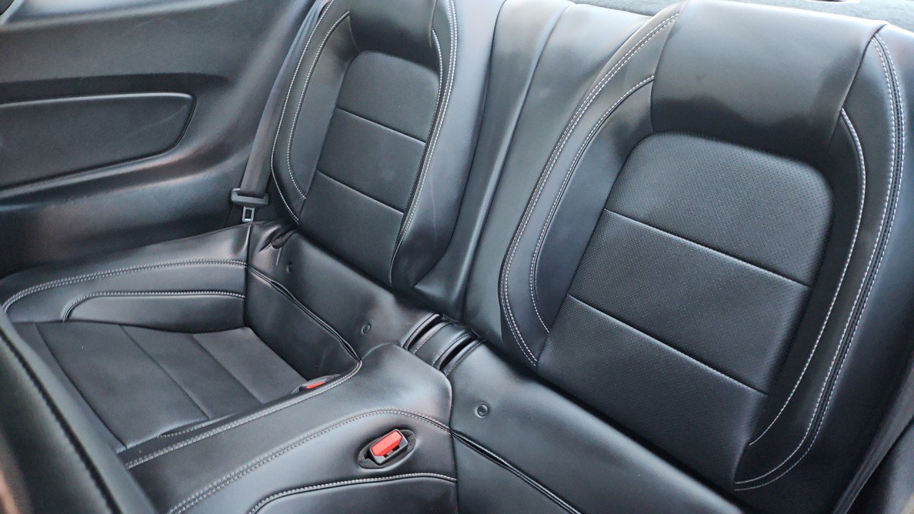 Used 2022 Ford Mustang GT Premium w/ GT Performance Package RWD image 14
