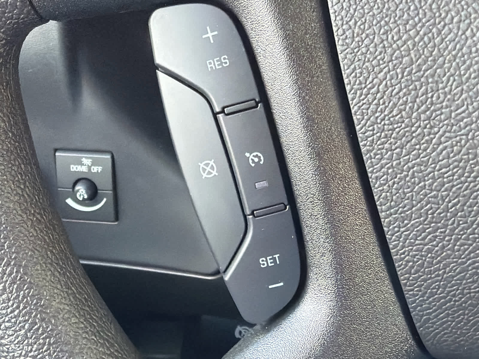 New 2025 Chevrolet Express 2500 w/ Driver Convenience Package image 25