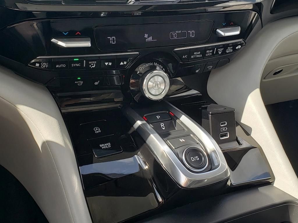 Certified 2025 Acura MDX SH-AWD w/ Technology Package image 28
