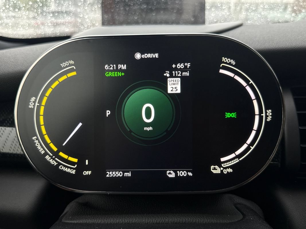 Used 2020 MINI Cooper SE w/ 8.8" Touchscreen Nav Package FWD image 5
