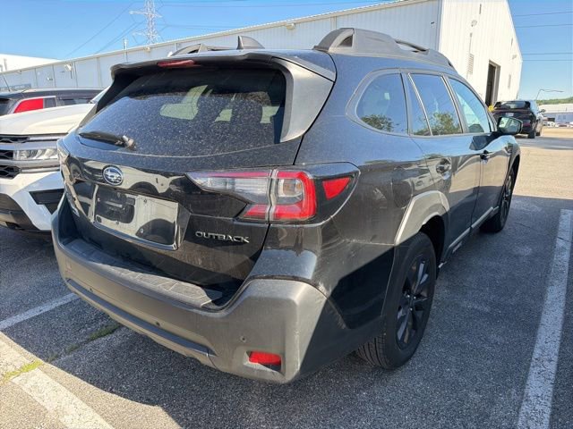 Used 2025 Subaru Outback Onyx Edition AWD/4WD image 4