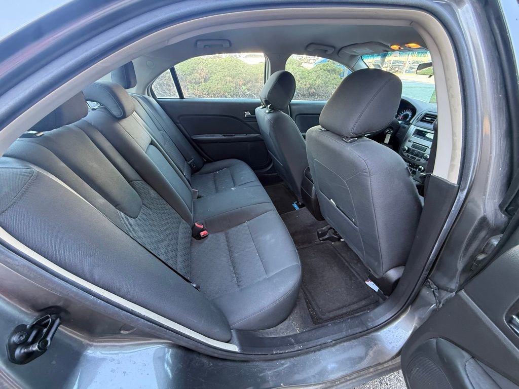 Used 2012 Ford Fusion SE FWD image 11