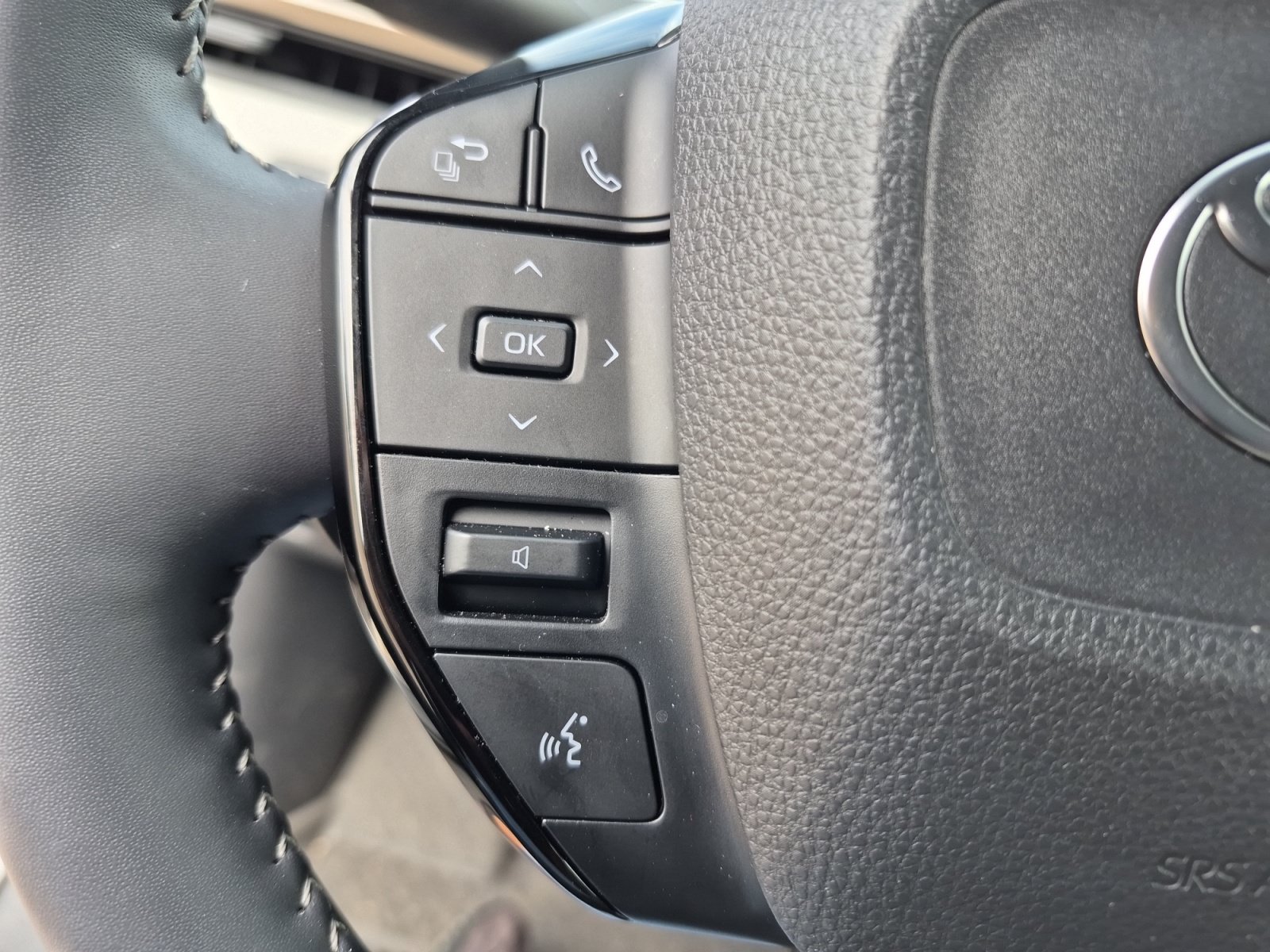 Used 2026 Toyota bZ AWD/4WD image 16