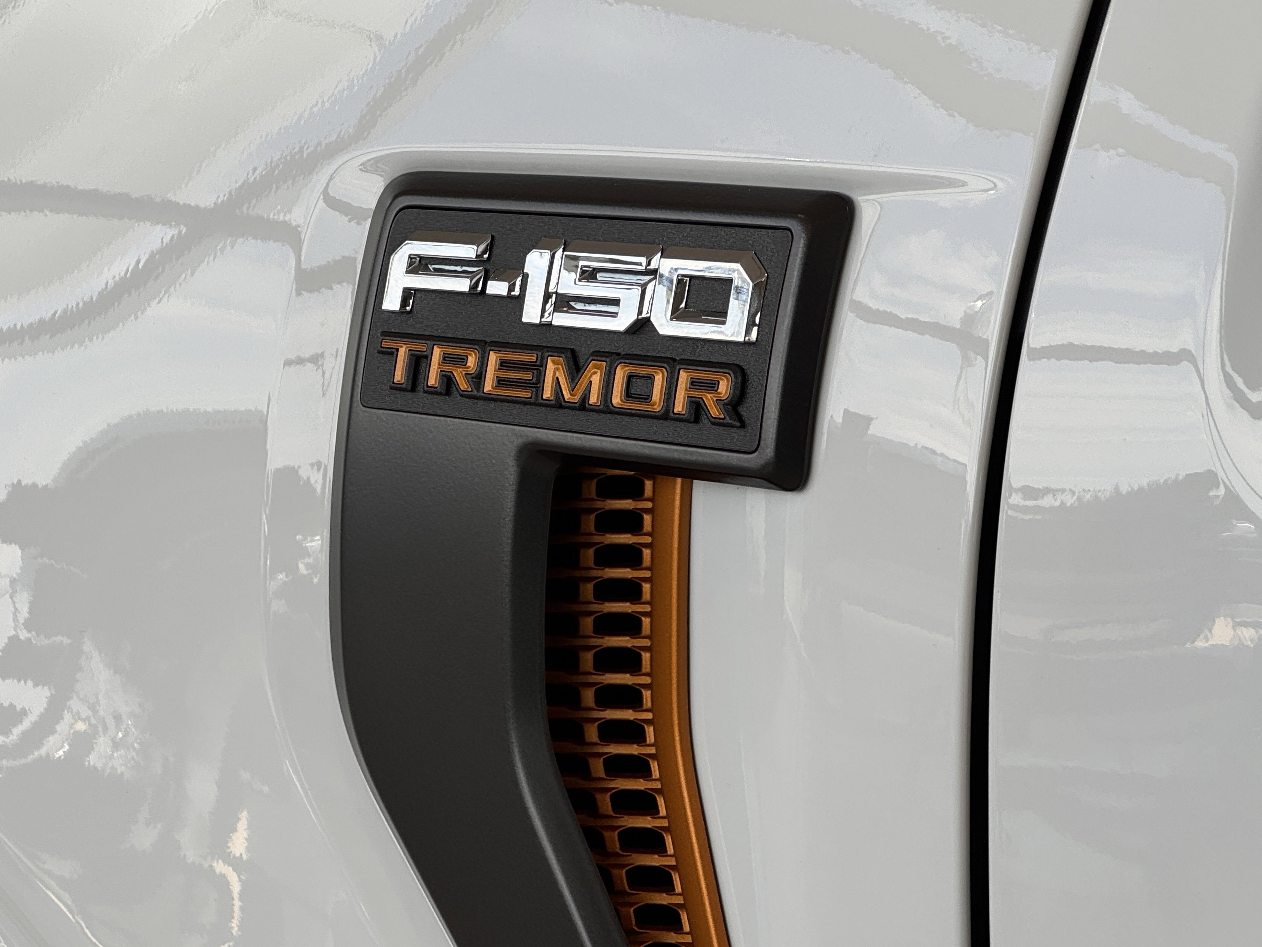 New 2025 Ford F150 Tremor w/ Equipment Group 402A High image 8