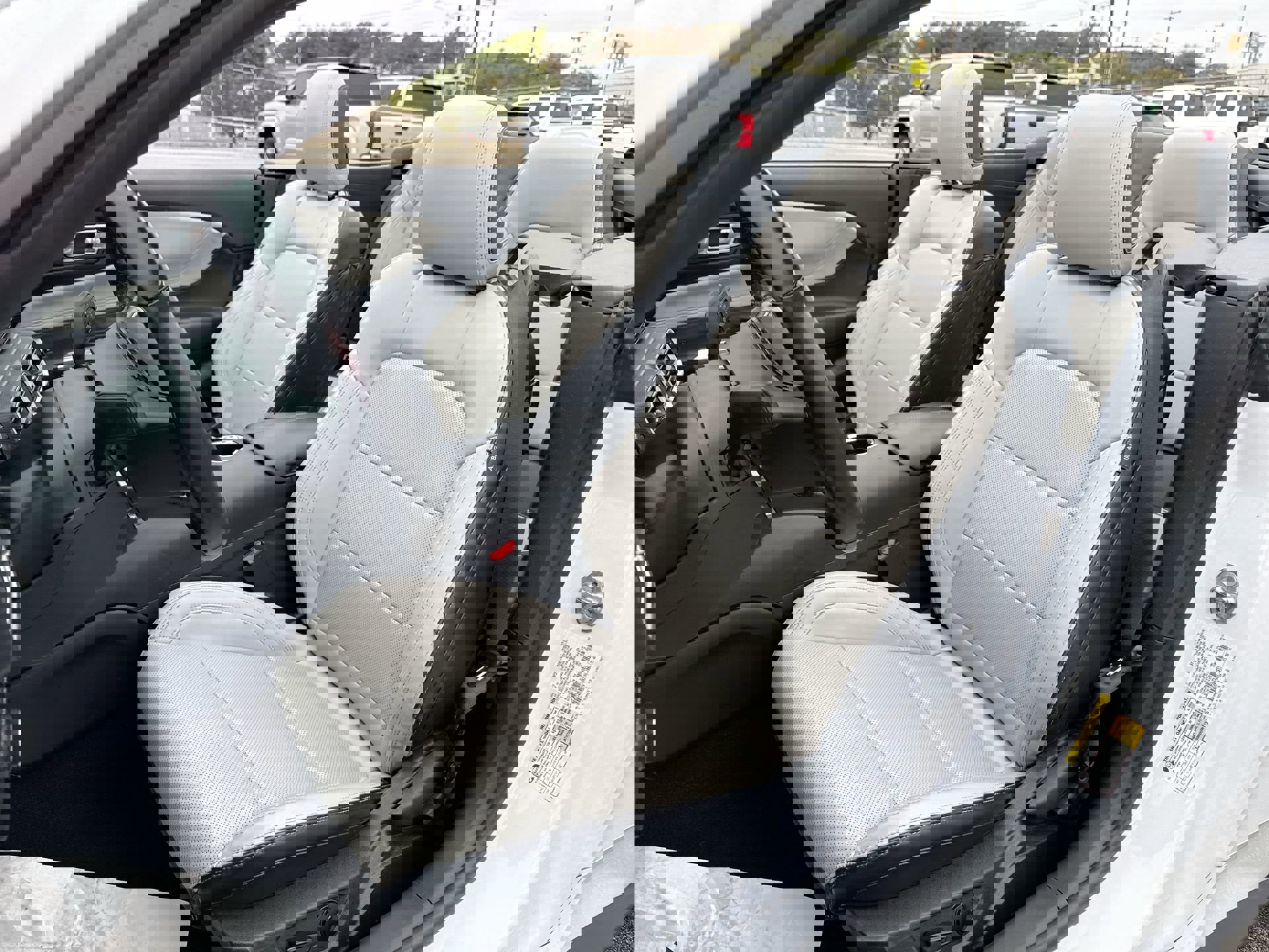 Used 2024 Ford Mustang Premium image 13