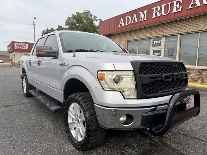 Used 2011 Ford F150 XLT w/ XLT Chrome Pkg AWD/4WD image 2