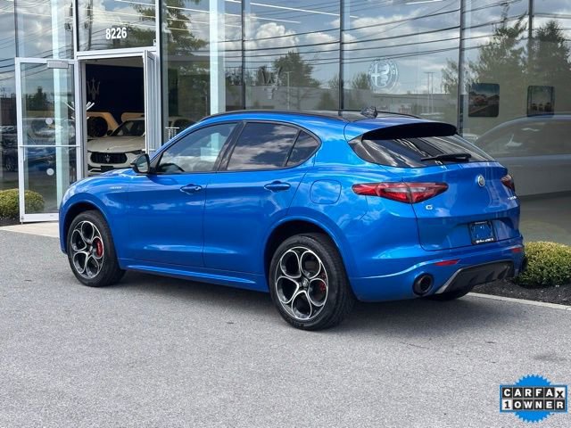 Used 2022 Alfa Romeo Stelvio Veloce AWD/4WD image 4