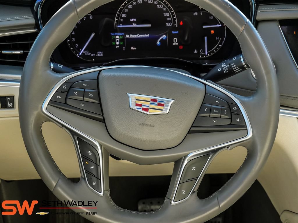 Used 2017 Cadillac XT5 Luxury w/ Driver Awareness Package FWD image 30