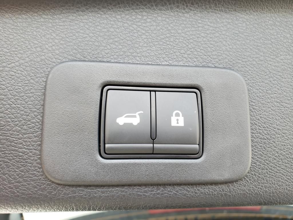 Certified 2025 Nissan Murano SV AWD/4WD image 9