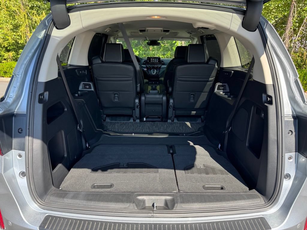 Used 2026 Honda Odyssey Elite image 32