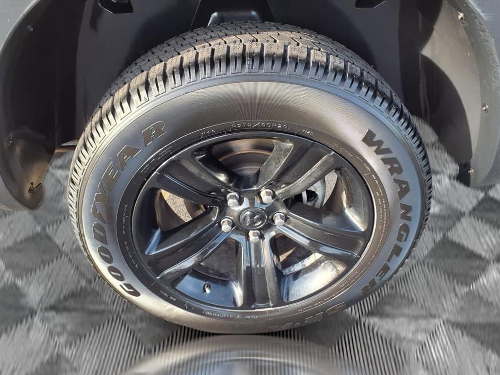 Used 2024 RAM 1500 Classic Warlock image 19