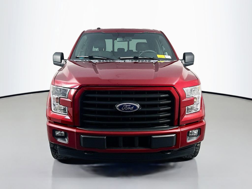 Used 2017 Ford F150 XLT w/ Equipment Group 302A Luxury image 2
