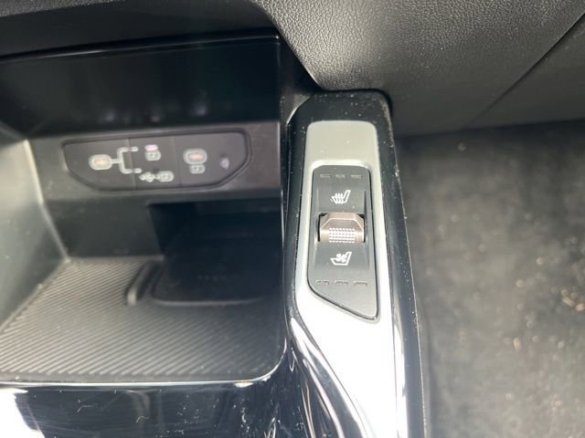 Certified 2025 Kia Sorento SX Prestige w/ Olive Brown Leather Package image 28