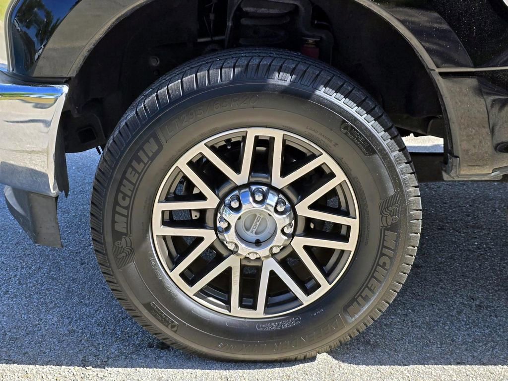 Used 2017 Ford F350 Lariat w/ Lariat Value Package image 8