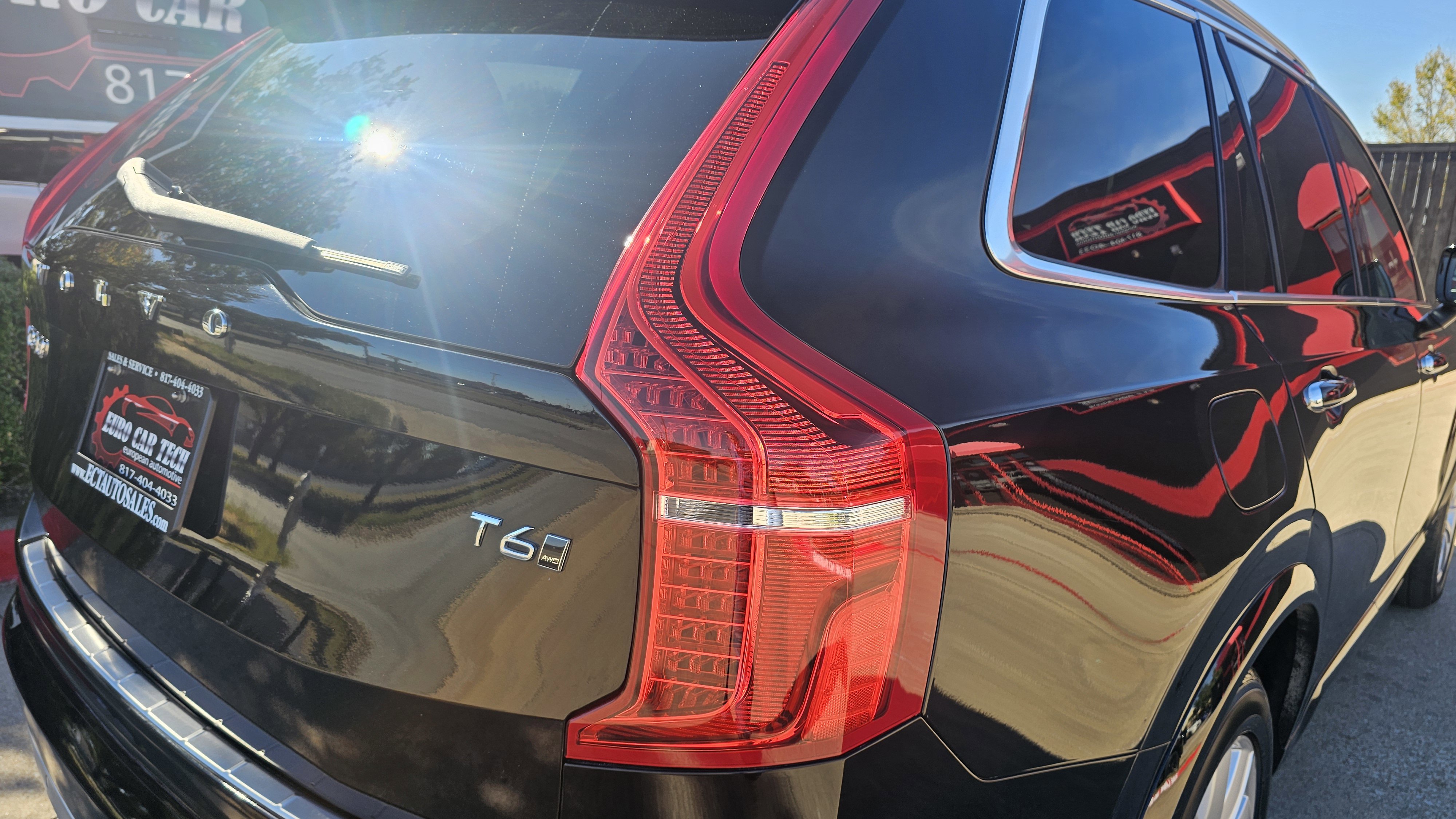 Used 2017 Volvo XC90 T6 Momentum w/ Vision Package image 9