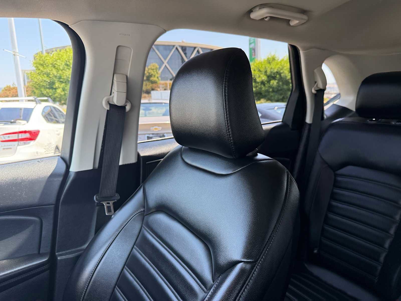 Used 2022 Ford Edge SEL image 30