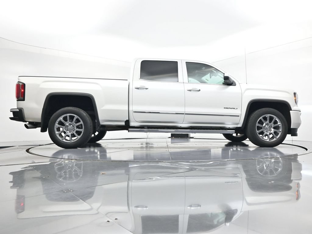 Used 2018 GMC Sierra 1500 Denali AWD/4WD image 28