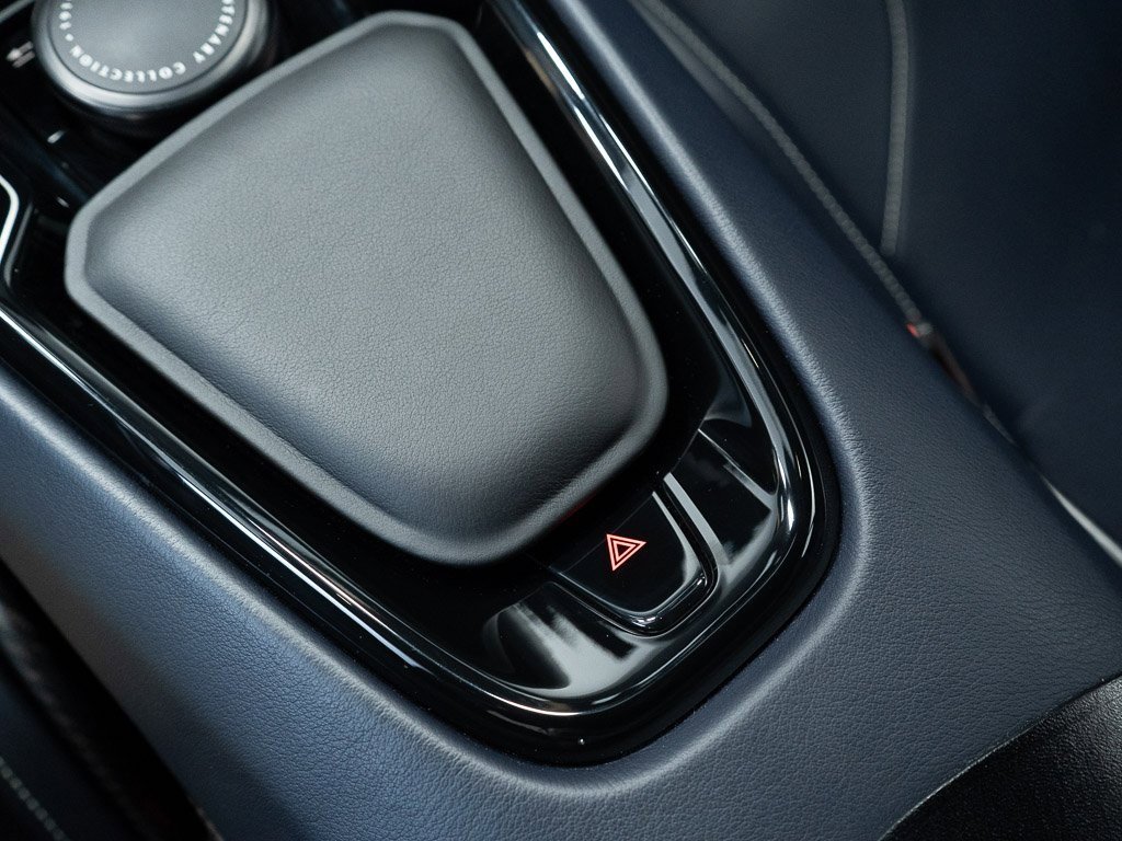 Used 2020 Aston Martin DBS Zagato image 27