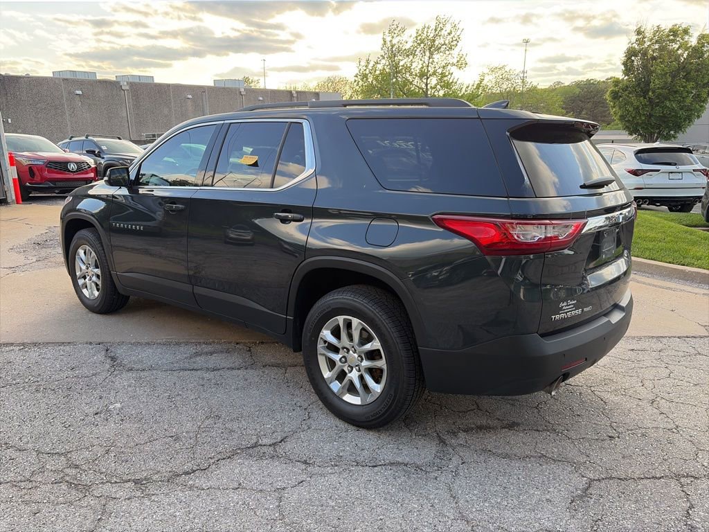 Used 2021 Chevrolet Traverse LT FWD image 8
