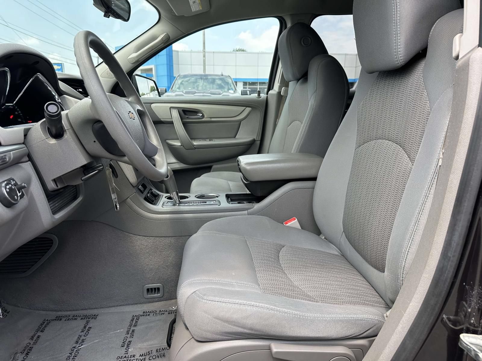 Used 2017 Chevrolet Traverse LS FWD image 22