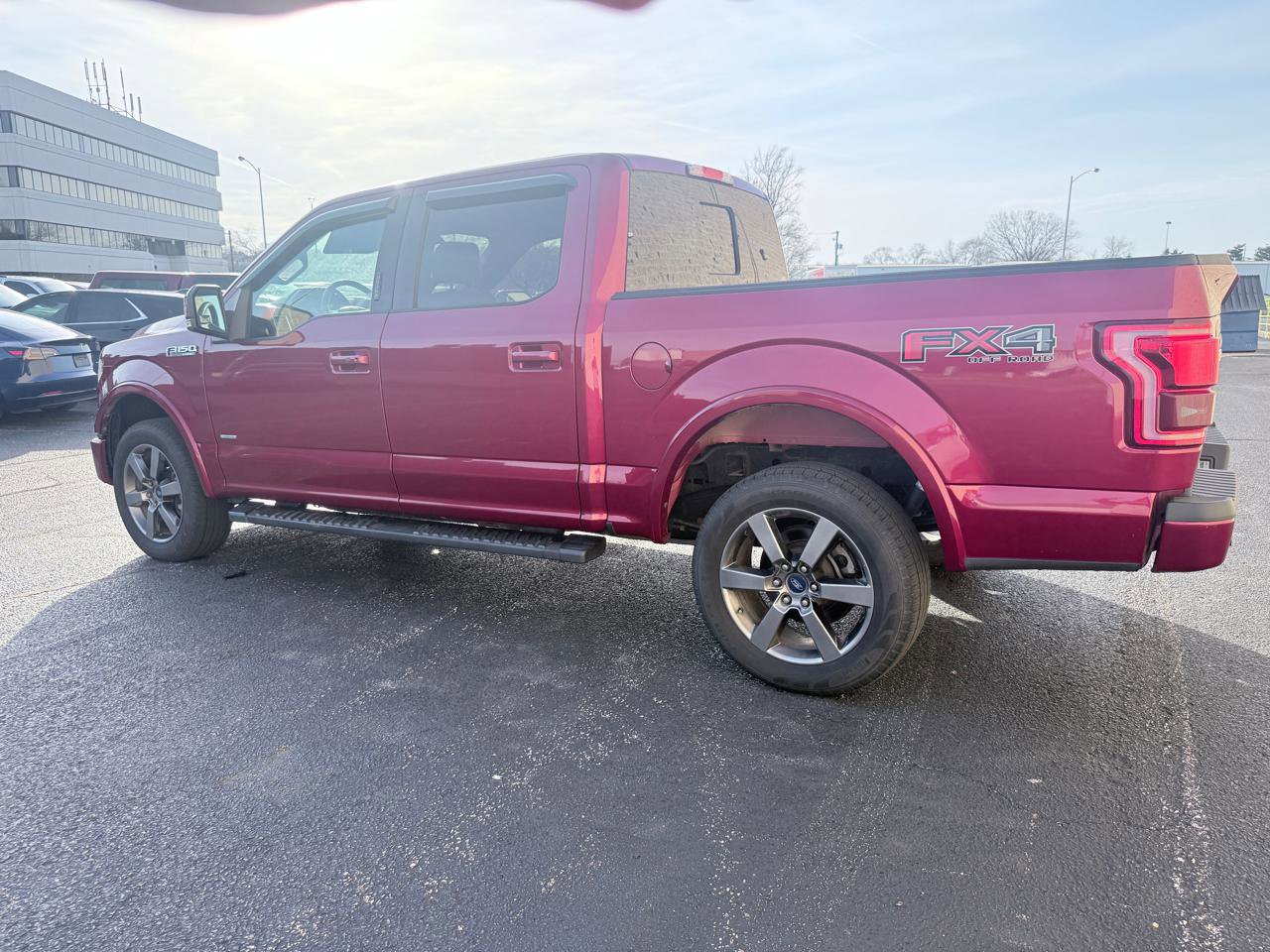 Used 2015 Ford F150 Lariat w/ Equipment Group 502A Luxury AWD/4WD image 3