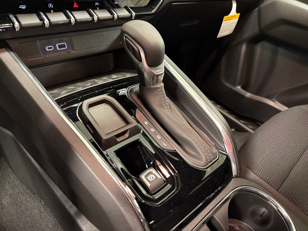 New 2026 GMC Canyon Elevation w/ Convenience Package RWD image 36