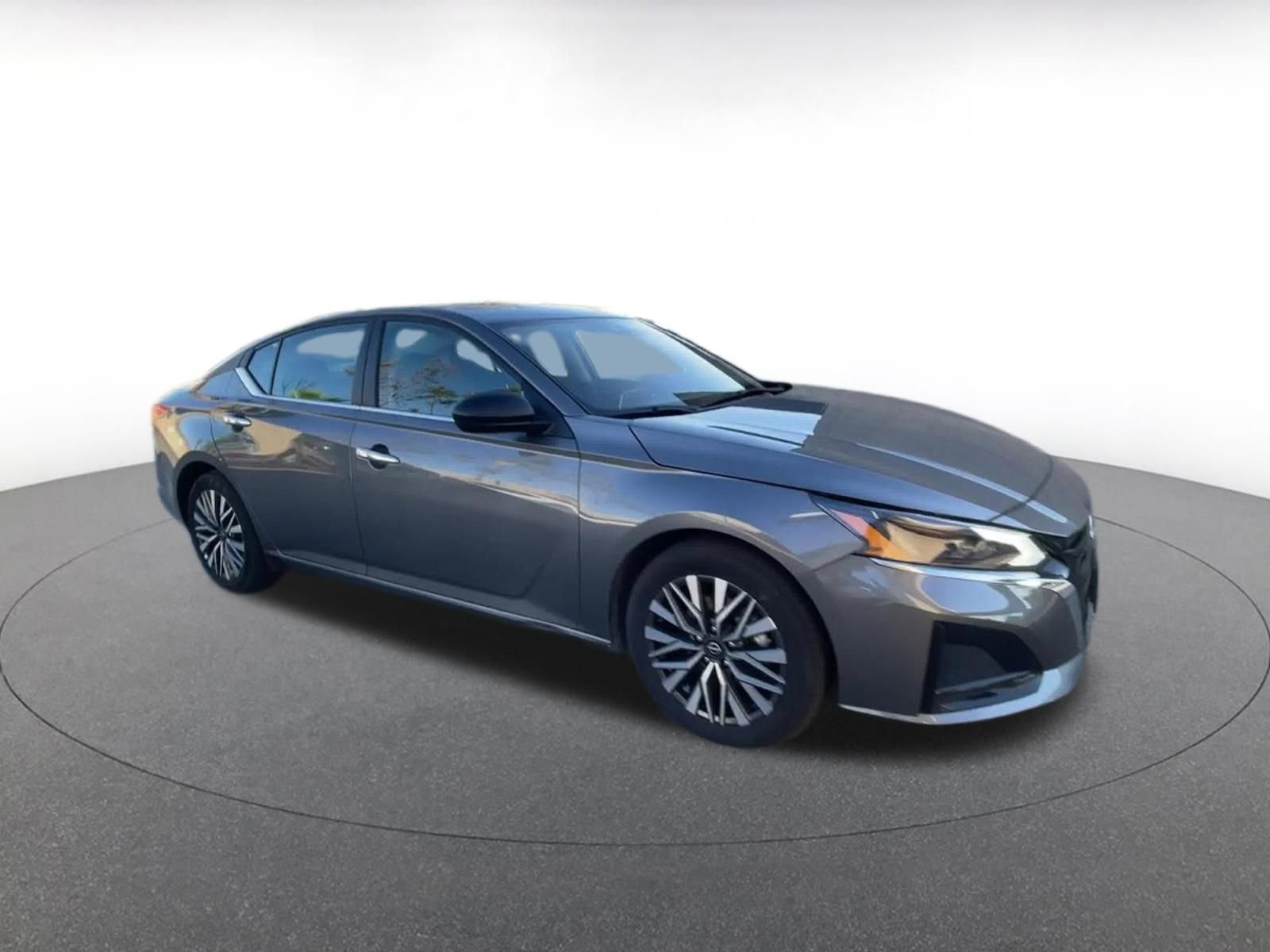 Used 2025 Nissan Altima 2.5 SV FWD video 2