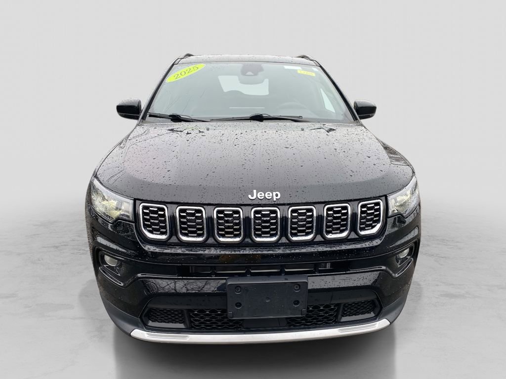 Used 2025 Jeep Compass Limited AWD/4WD image 13