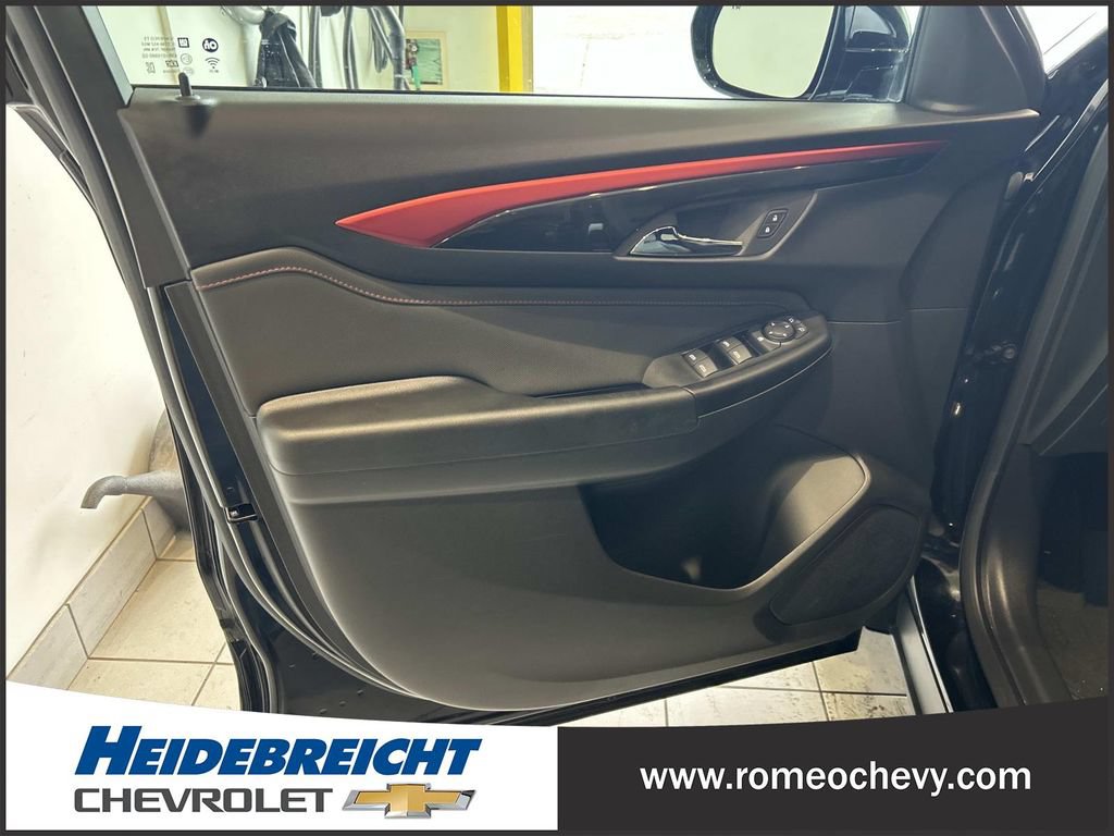 Used 2024 Chevrolet TrailBlazer RS w/ Driver Confidence Package AWD/4WD image 10