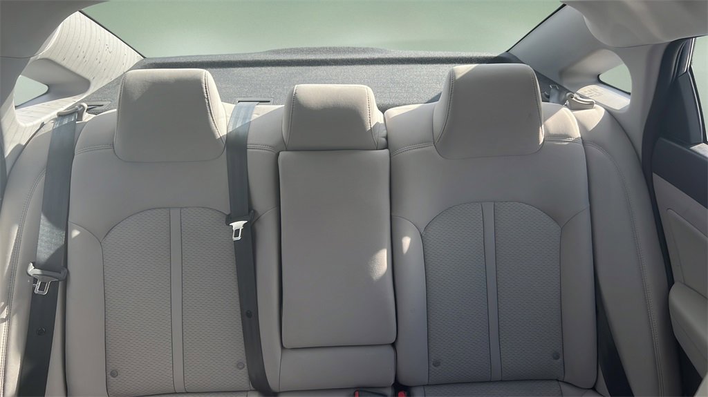 Used 2018 Hyundai Sonata SEL w/ Cargo Package image 11