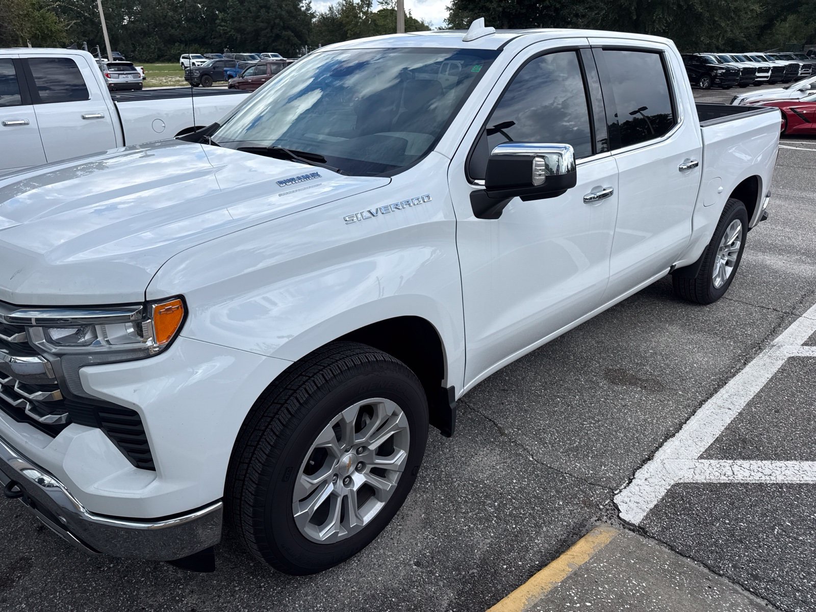 Used 2026 Chevrolet Silverado 1500 LTZ RWD image 1