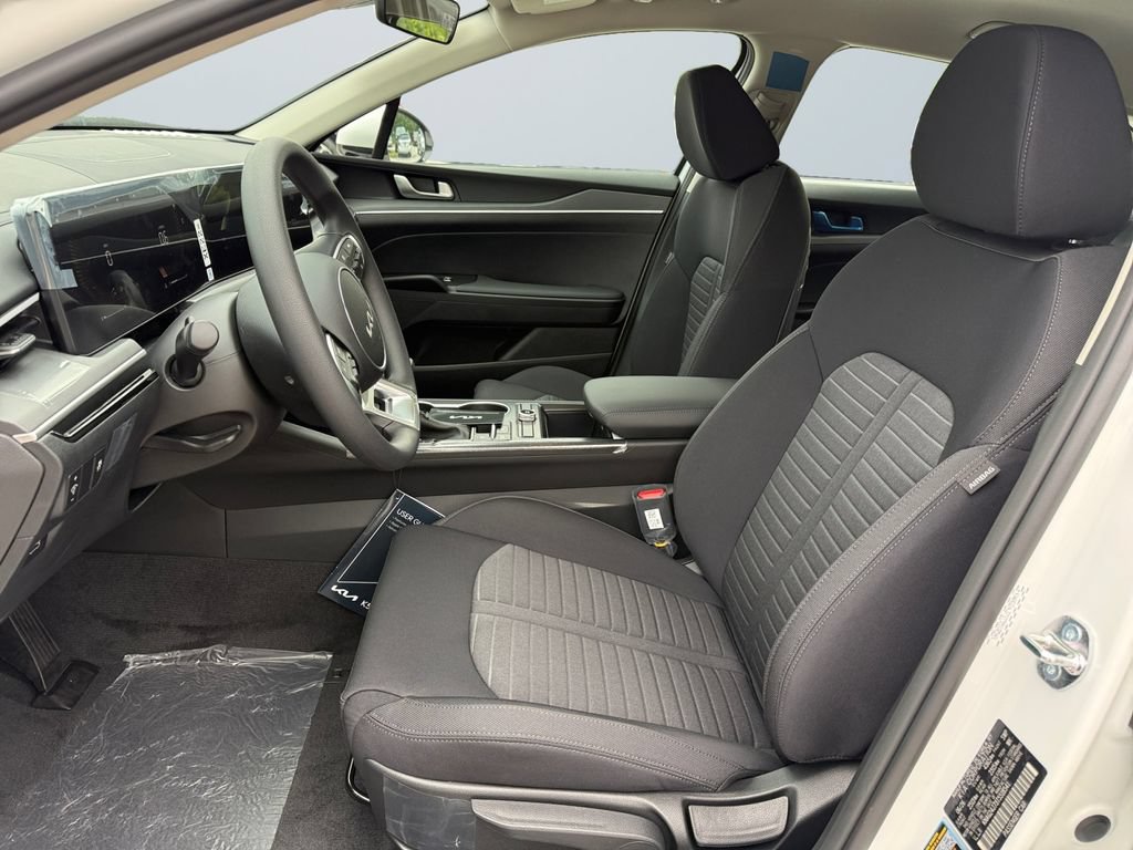 New 2026 Kia K5 LXS FWD image 9