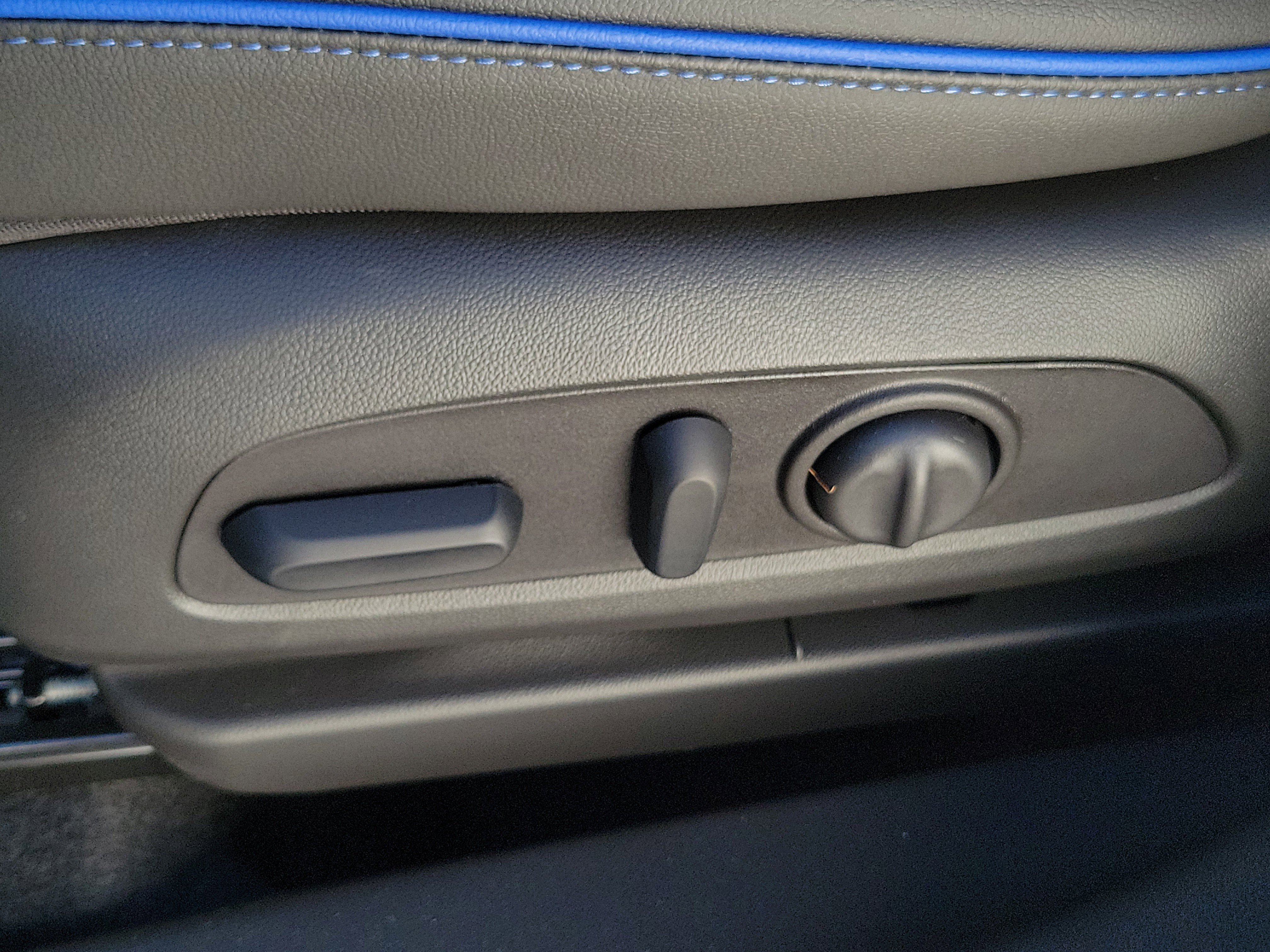 New 2026 Buick Encore GX Sport Touring w/ Advanced Technology Package image 24