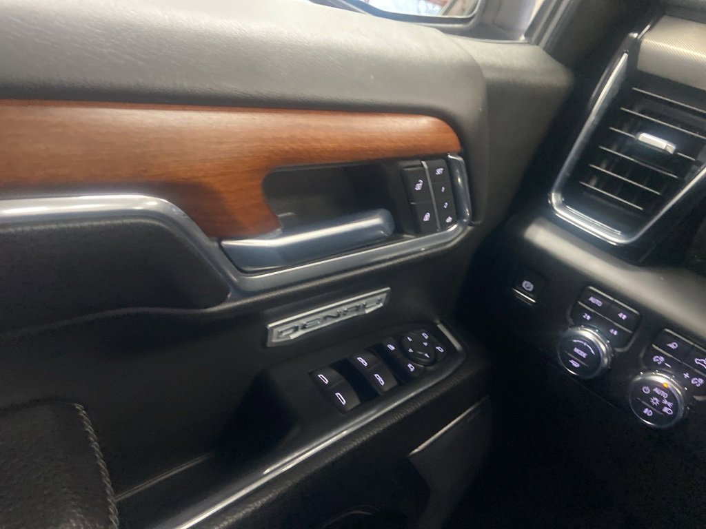 Used 2022 GMC Sierra 1500 Denali image 42
